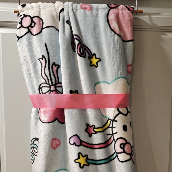 Hello kitty throw - Picture 6 of 6